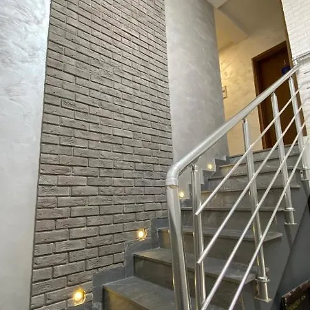 Проживание в семье Vonamor *