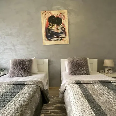 Проживание в семье Vonamor *