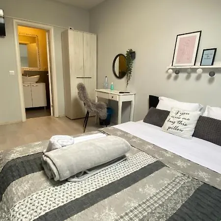 Проживание в семье Vonamor *